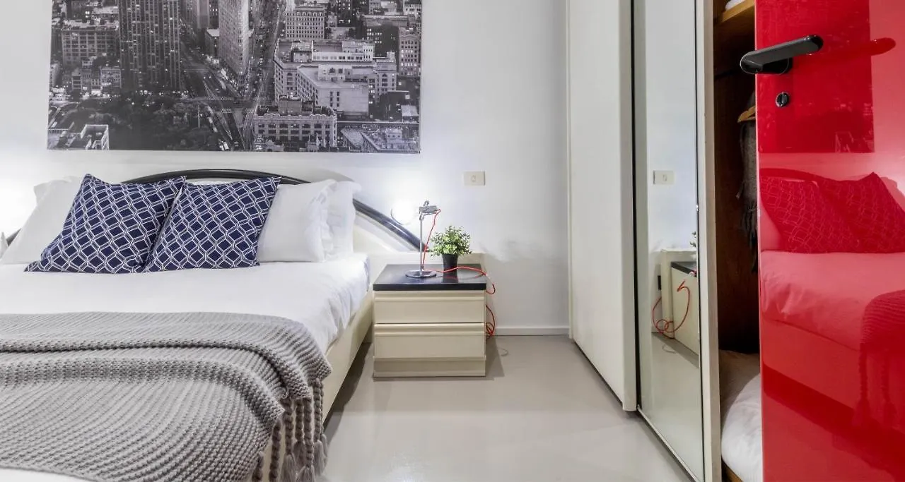 Joivy Spacious 1 Bedroom Apt Near S Agostino Metro Milan