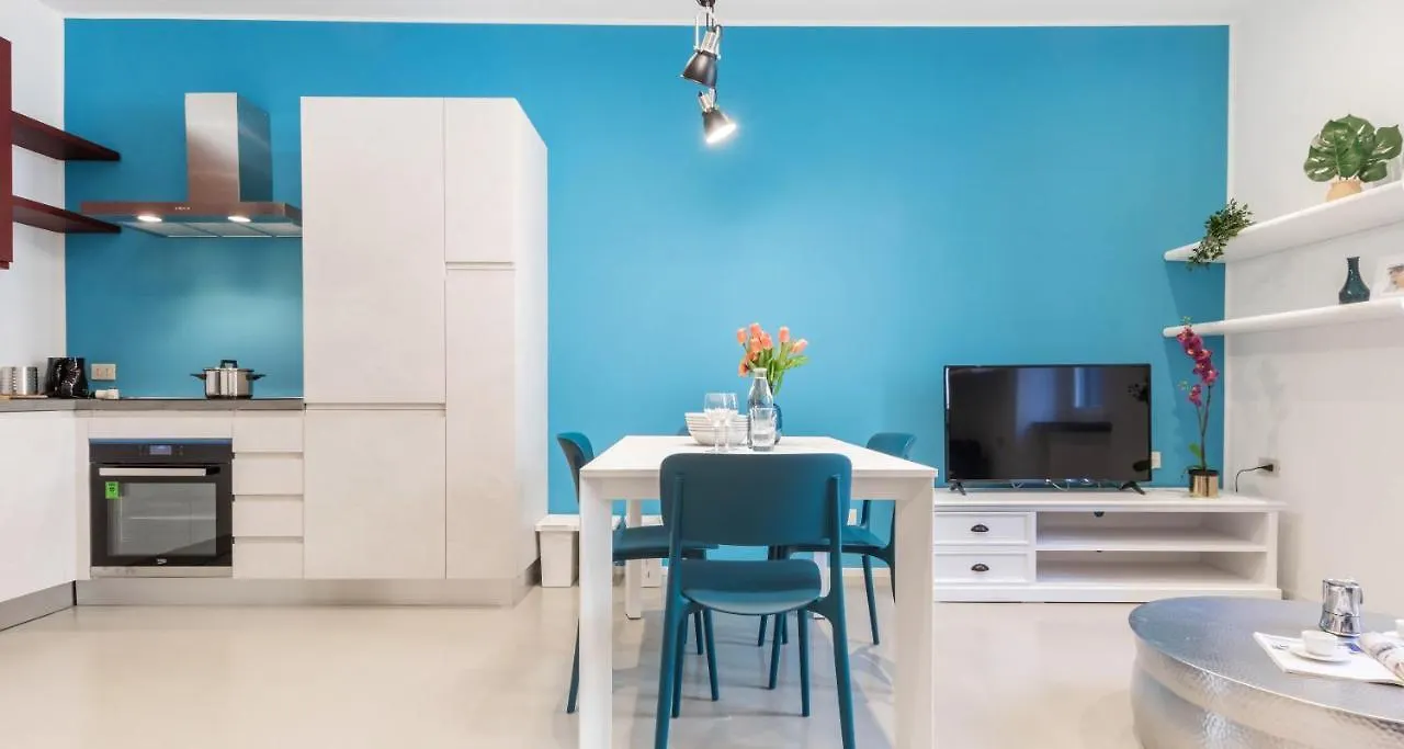 Joivy Spacious 1 Bedroom Apt Near S Agostino Metro Milan 0*,  Italy