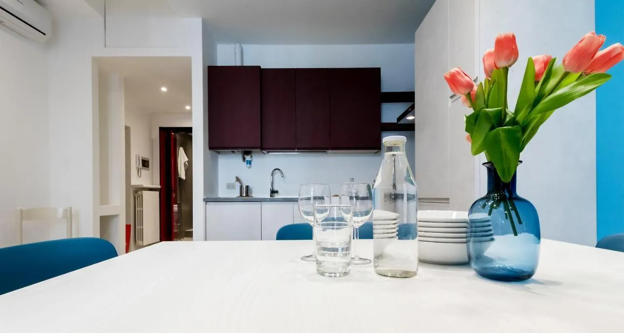 Joivy Spacious 1 Bedroom Apt Near S Agostino Metro Milan